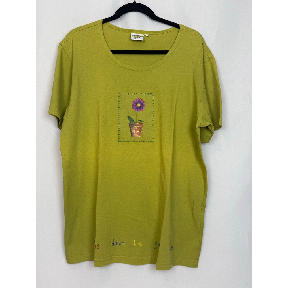 Johnny Was Womens Vintage Applique Flower Tee Size S Chartreuse Granny Chic USA